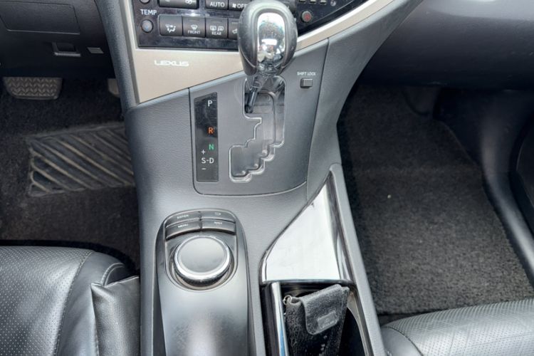Used Lexus RX Classic 2013 270 Elite Edition Interior 4