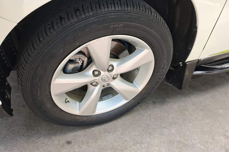 Used Lexus RX Classic 2013 270 Elite Edition Left Front Wheel Hub