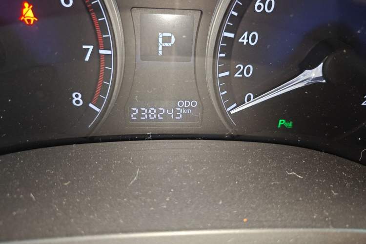 Used Lexus RX Classic 2013 270 Elegant Edition Odometer Close Up