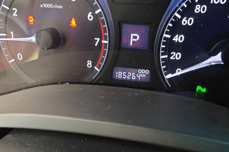 Used Lexus RX Classic 2013 270 Elite Edition Odometer Close Up