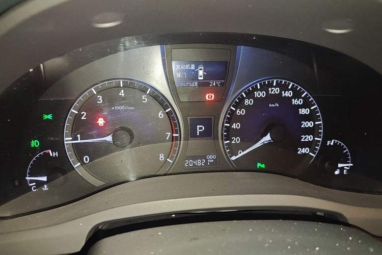 Used Lexus RX Classic 2013 270 Elite Edition Odometer Close Up