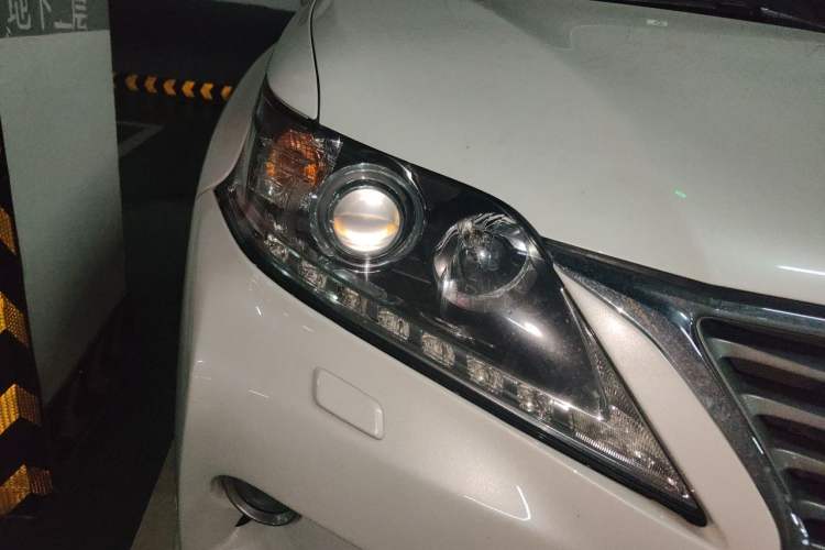 Used Lexus RX Classic 2013 270 Elite Edition Right Front Headlight