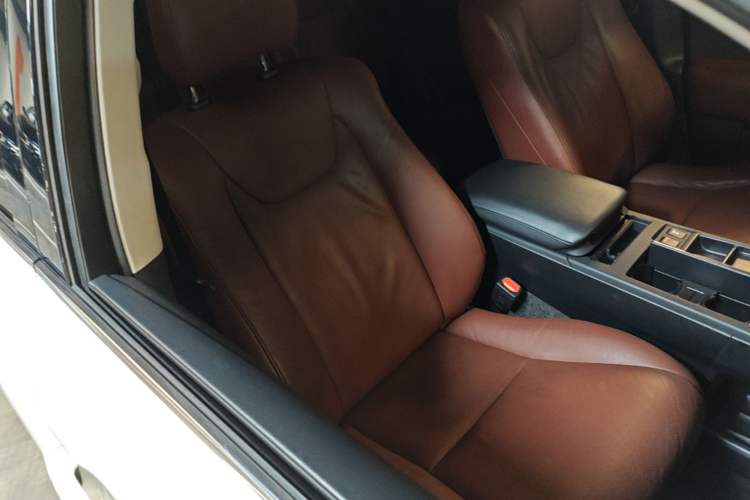 Used Lexus RX Classic 2013 270 Elegant Edition Right Front Seat