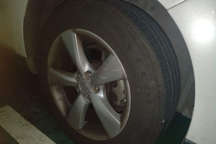 Used Lexus RX Classic 2013 270 Elite Edition Right Front Wheel Hub