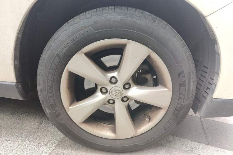Used Lexus RX Classic 2013 270 Elite Edition Right Front Wheel Hub
