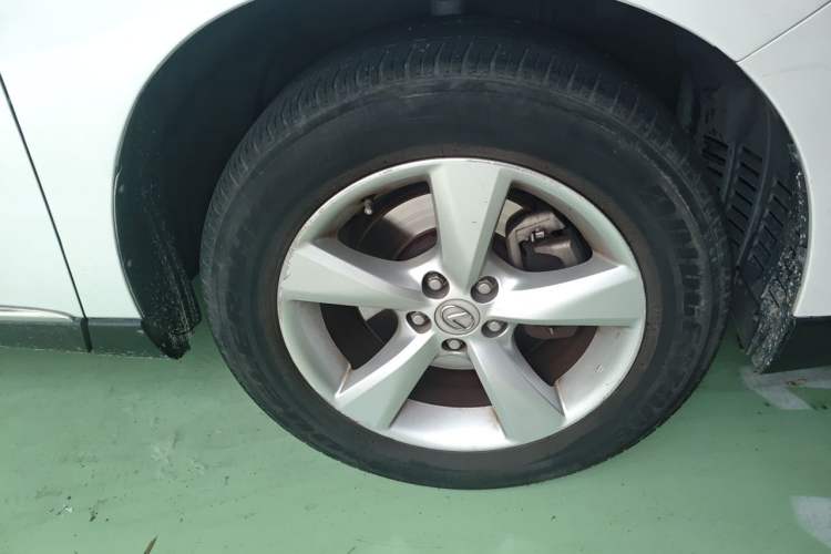Used Lexus RX Classic 2013 270 Elegant Edition Right Front Wheel Hub