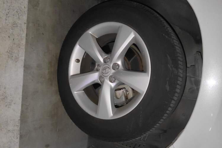 Used Lexus RX Classic 2013 270 Elite Edition Right Front Wheel Hub