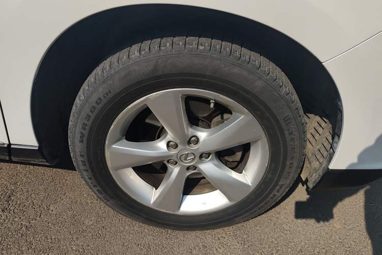 Used Lexus RX Classic 2013 270 Elite Edition Right Front Wheel Hub