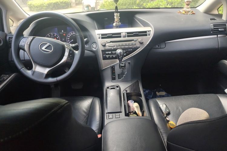 Used Lexus RX Classic 2013 270 Elegant Edition Center Console