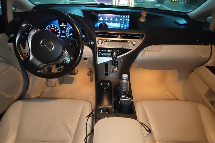 Used Lexus RX Classic 2013 270 Elite Edition Center Console