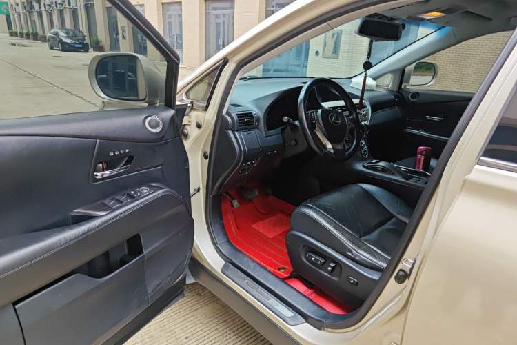 Used Lexus RX Classic 2013 270 Elegant Edition Driver Seat