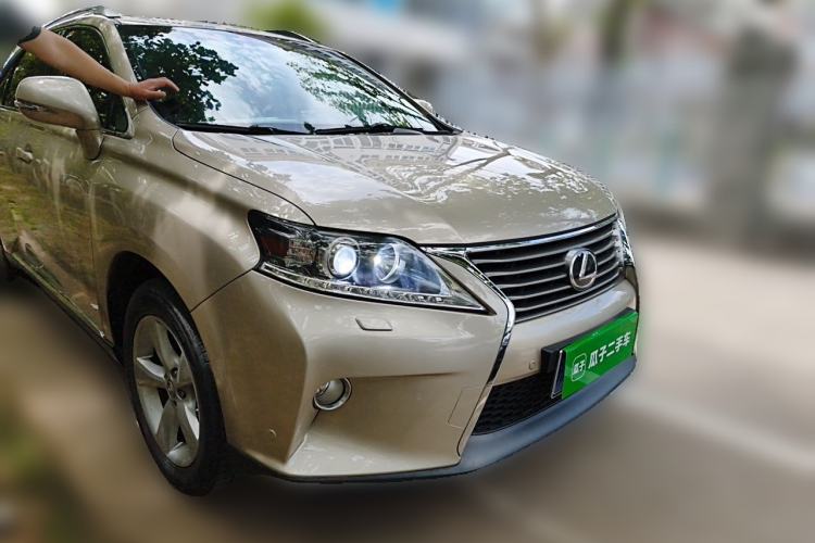 Used Lexus RX Classic 2013 270 Elite Edition Front Right 45 Deg