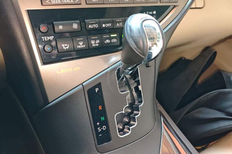 Used Lexus RX Classic 2013 270 Elite Edition Gear Lever