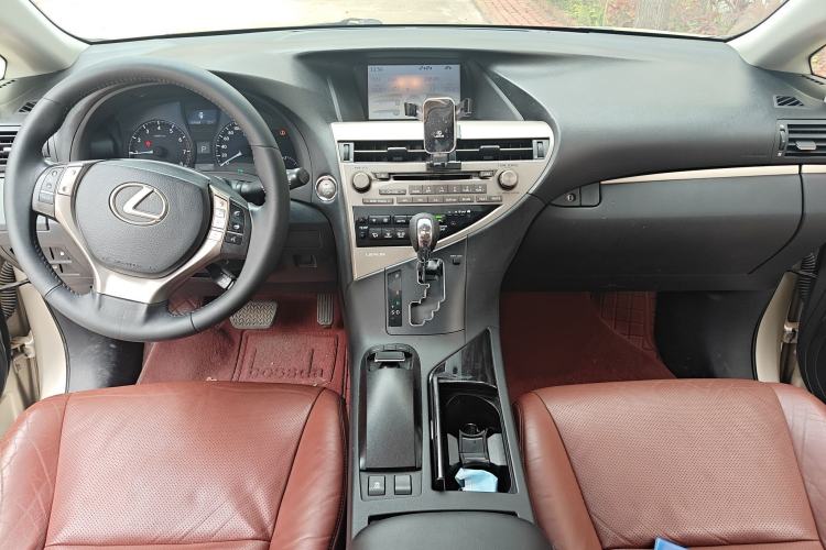 Used Lexus RX Classic 2013 270 Elite Edition Interior 2