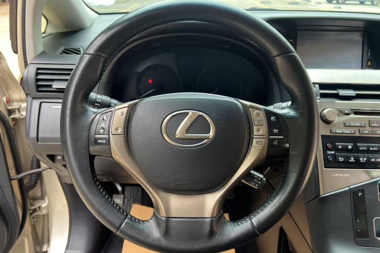 Used Lexus RX Classic 2013 270 Elite Edition Interior 7