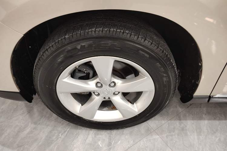 Used Lexus RX Classic 2013 270 Elegant Edition Left Front Wheel Hub