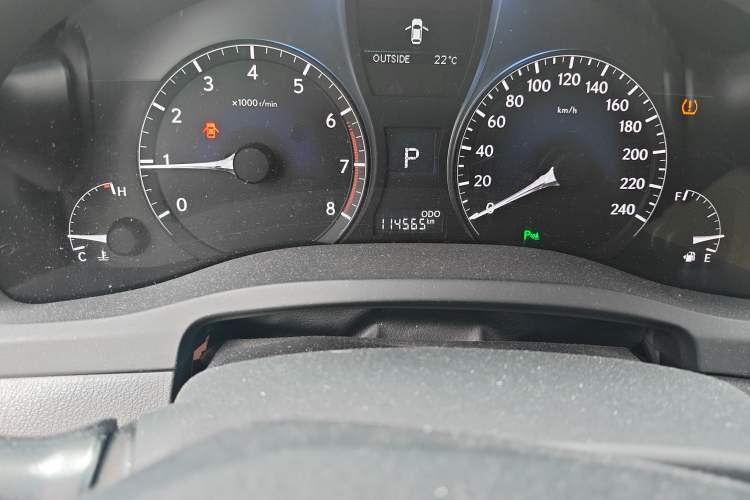 Used Lexus RX Classic 2013 270 Elite Edition Odometer Close Up