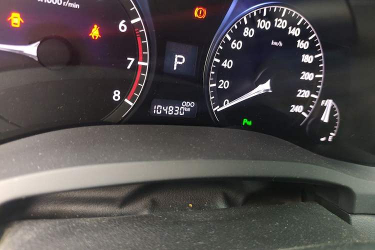 Used Lexus RX Classic 2013 270 Elegant Edition Odometer Close Up