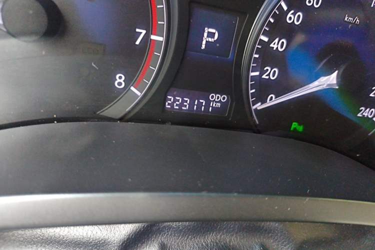 Used Lexus RX Classic 2013 270 Elite Edition Odometer Close Up