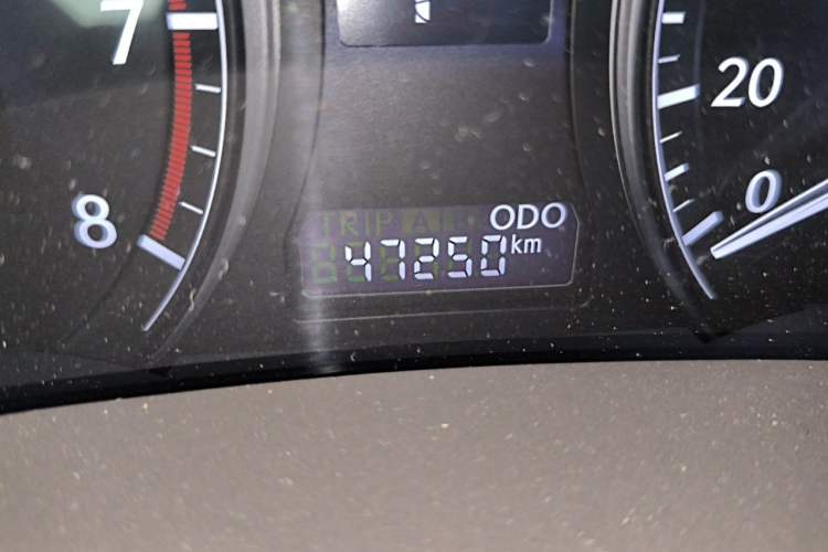 Used Lexus RX Classic 2013 270 Elite Edition Odometer Close Up