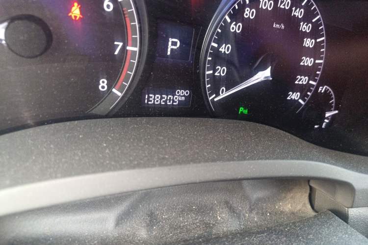 Used Lexus RX Classic 2013 270 Elite Edition Odometer Close Up