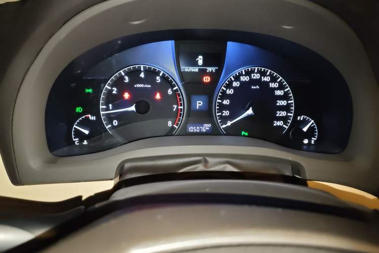Used Lexus RX Classic 2013 270 Elite Edition Odometer Close Up