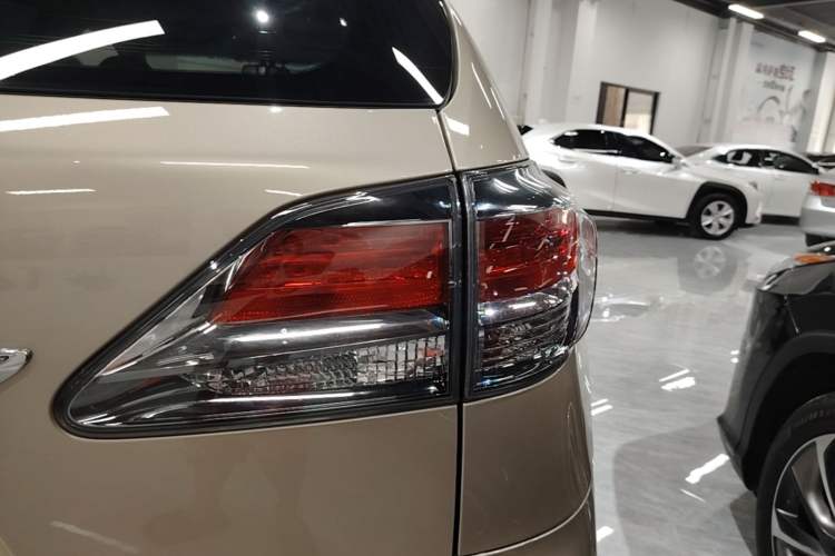 Used Lexus RX Classic 2013 270 Elegant Edition Right Rear Taillight