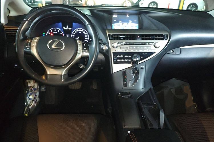 Used Lexus RX Classic 2014 270 Special Limited Edition Center Console