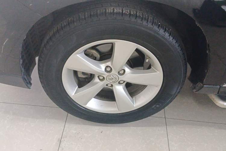Used Lexus RX Classic 2014 270 Special Limited Edition Left Front Wheel Hub