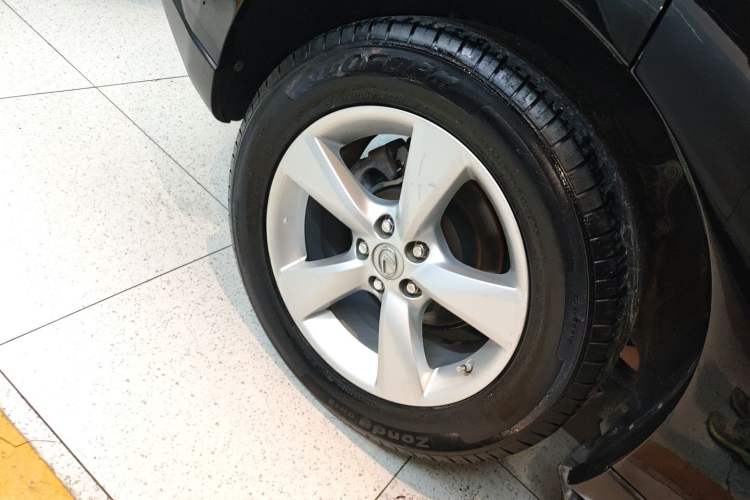 Used Lexus RX Classic 2014 270 Special Limited Edition Right Rear Wheel Hub