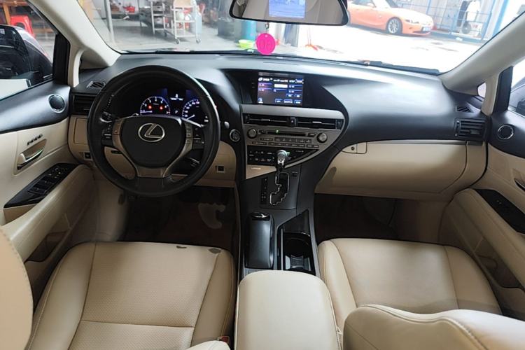 Used Lexus RX Classic 2014 270 Special Limited Edition Center Console