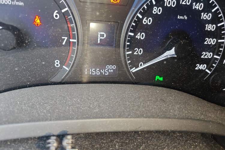 Used Lexus RX Classic 2014 270 Special Limited Edition Odometer Close Up