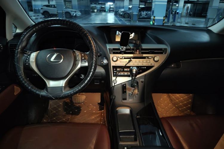 Used Lexus RX Classic 2014 270 Special Limited Edition Center Console