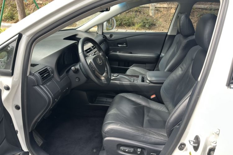 Used Lexus RX Classic 2014 270 Special Limited Edition Interior 2