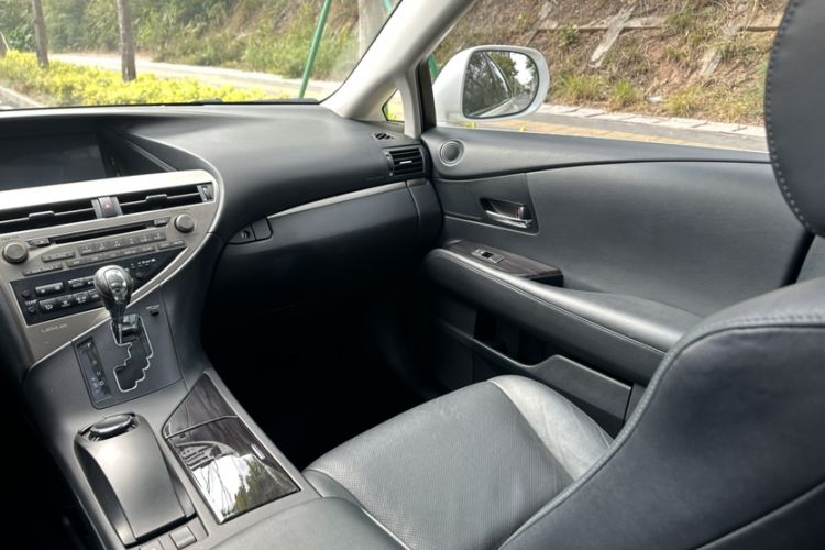 Used Lexus RX Classic 2014 270 Special Limited Edition Interior 4