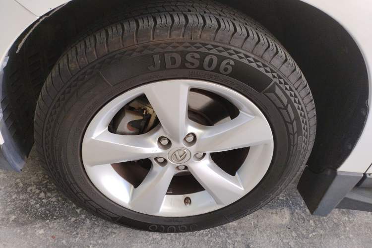 Used Lexus RX Classic 2014 270 Special Limited Edition Left Front Wheel Hub
