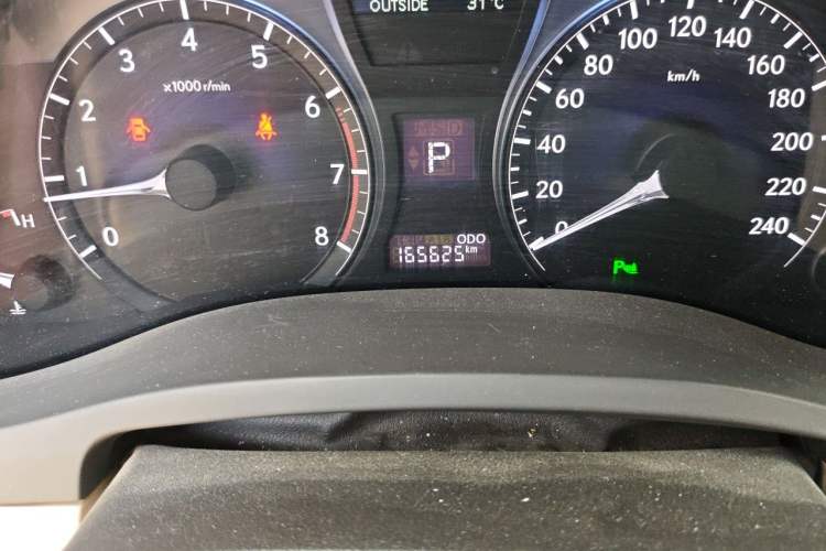 Used Lexus RX Classic 2014 270 Special Limited Edition Odometer Close Up