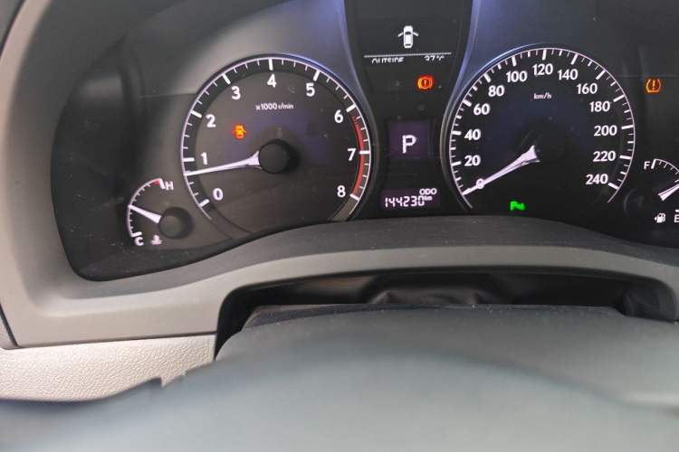 Used Lexus RX Classic 2014 270 Special Limited Edition Odometer Close Up
