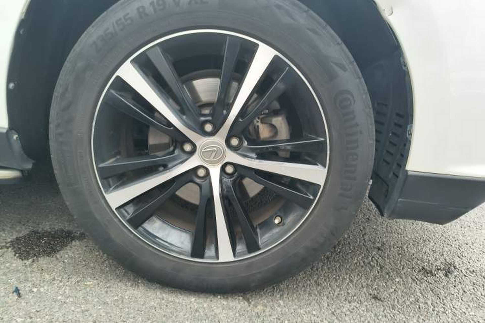 Used Lexus RX Classic 2014 270 Special Limited Edition Right Front Wheel Hub