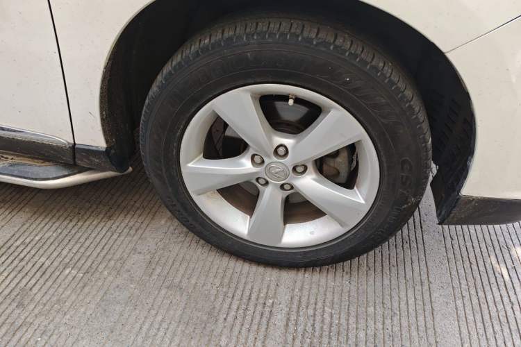 Used Lexus RX Classic 2014 270 Special Limited Edition Right Front Wheel Hub