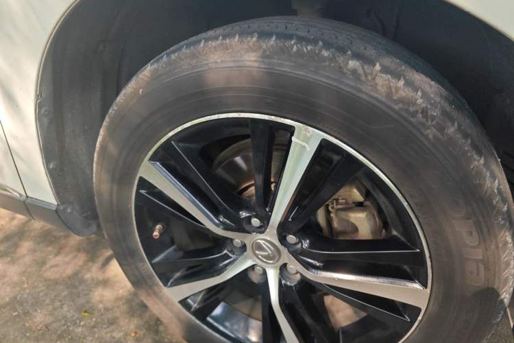 Used Lexus RX Classic 2014 270 Special Limited Edition Right Front Wheel Hub