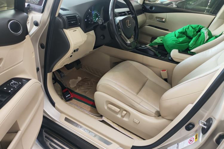 Used Lexus RX Classic 2014 270 Special Limited Edition Interior 3