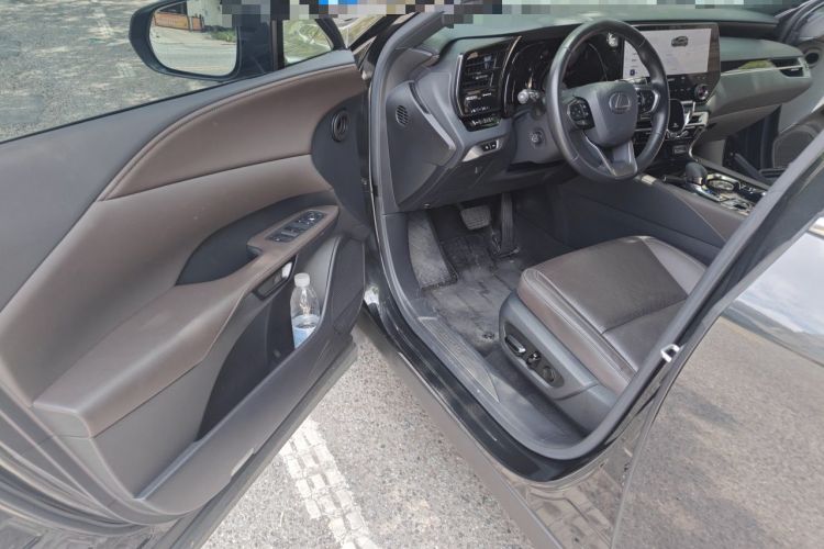 Used Lexus RX New Energy 2023 450h+ Four-Wheel Drive Enjoyment Edition Driver Seat