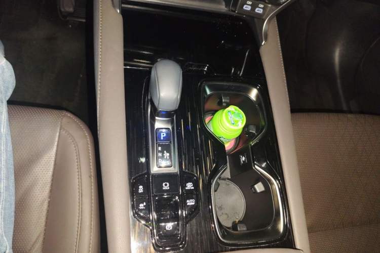 Used Lexus RX New Energy 2023 450h+ Four-Wheel Drive Enjoyment Edition Gear Lever