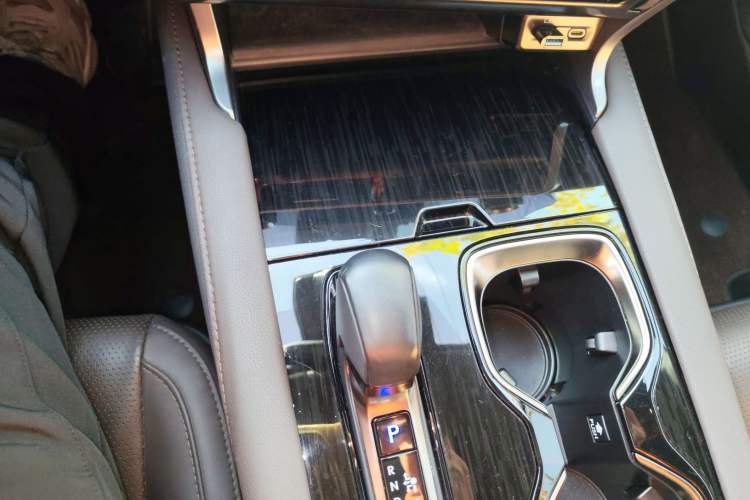 Used Lexus RX New Energy 2023 450h+ Four-Wheel Drive Enjoyment Edition Gear Lever