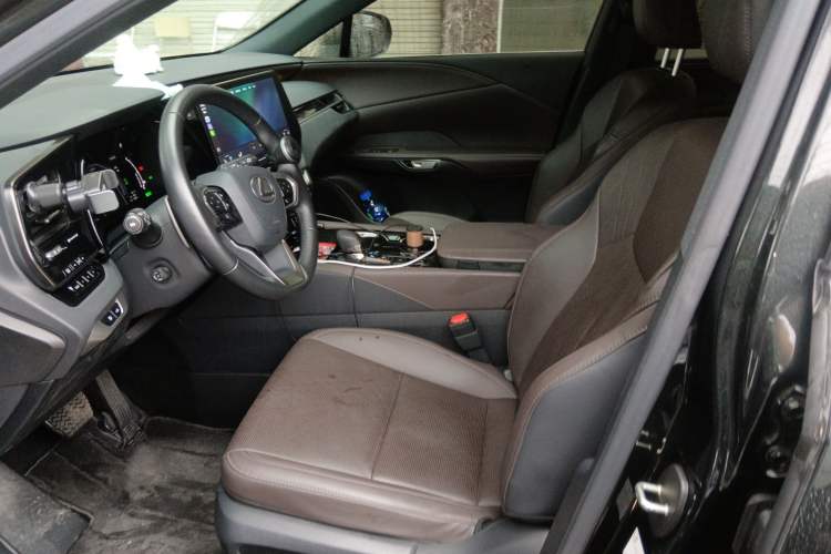 Used Lexus RX New Energy 2023 450h+ Four-Wheel Drive Enjoyment Edition Left Front Seat