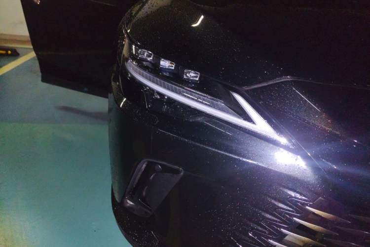 Used Lexus RX New Energy 2023 450h+ Four-Wheel Drive Enjoyment Edition Right Front Headlight