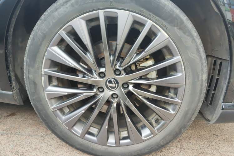 Used Lexus RX New Energy 2023 450h+ Four-Wheel Drive Enjoyment Edition Right Front Wheel Hub