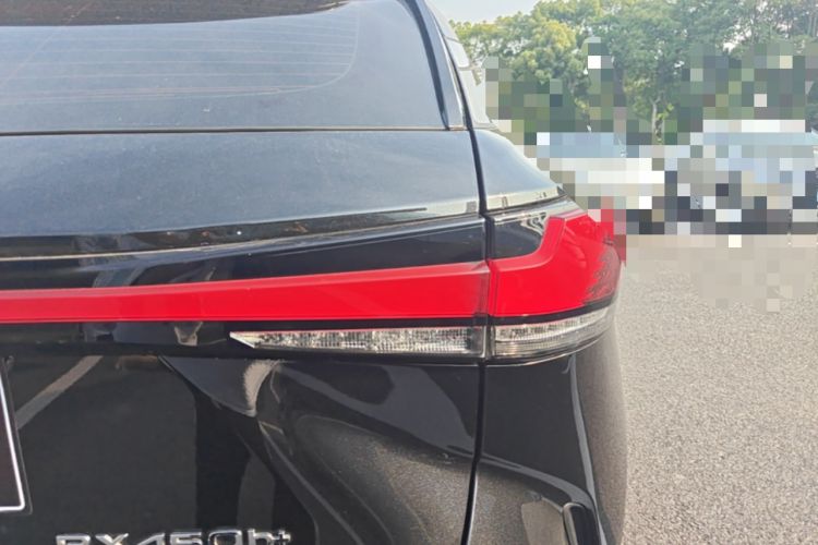 Used Lexus RX New Energy 2023 450h+ Four-Wheel Drive Enjoyment Edition Right Rear Taillight