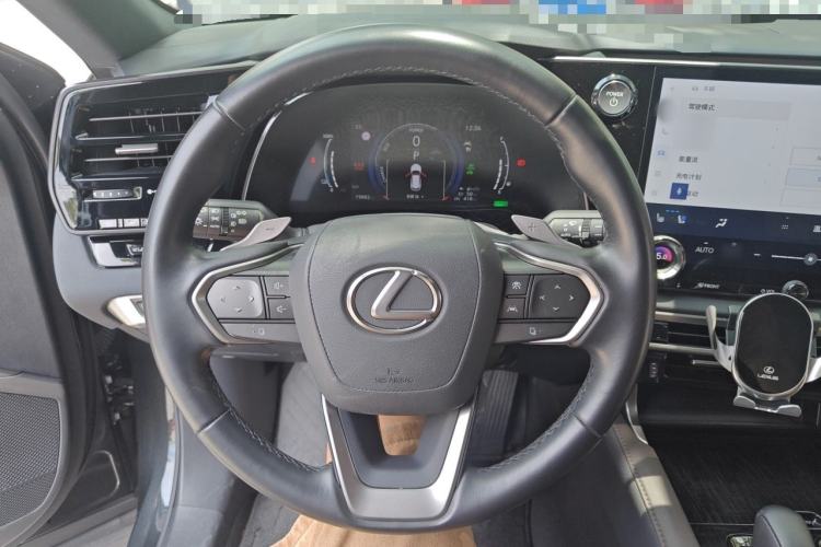 Used Lexus RX New Energy 2023 450h+ Four-Wheel Drive Enjoyment Edition Steering Wheel
